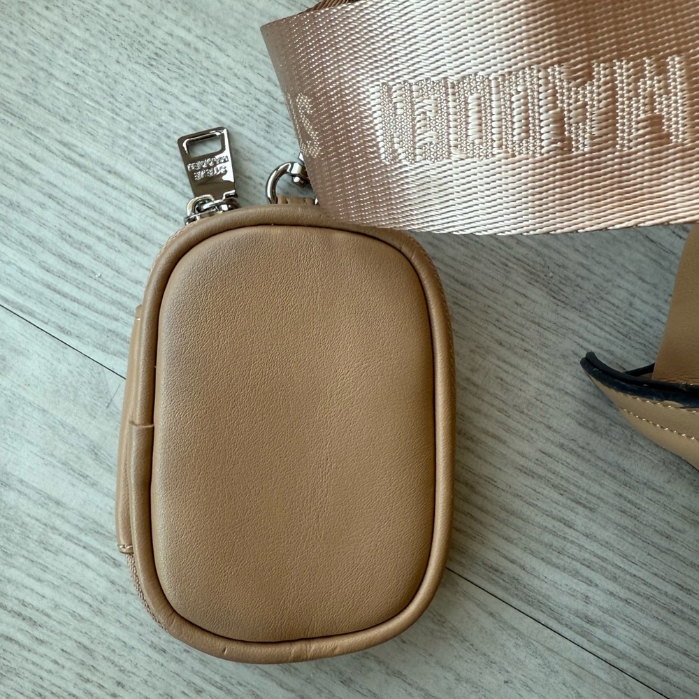 Steve Madden Beige Crossbody Bag with Pouch - Picture 8 of 9